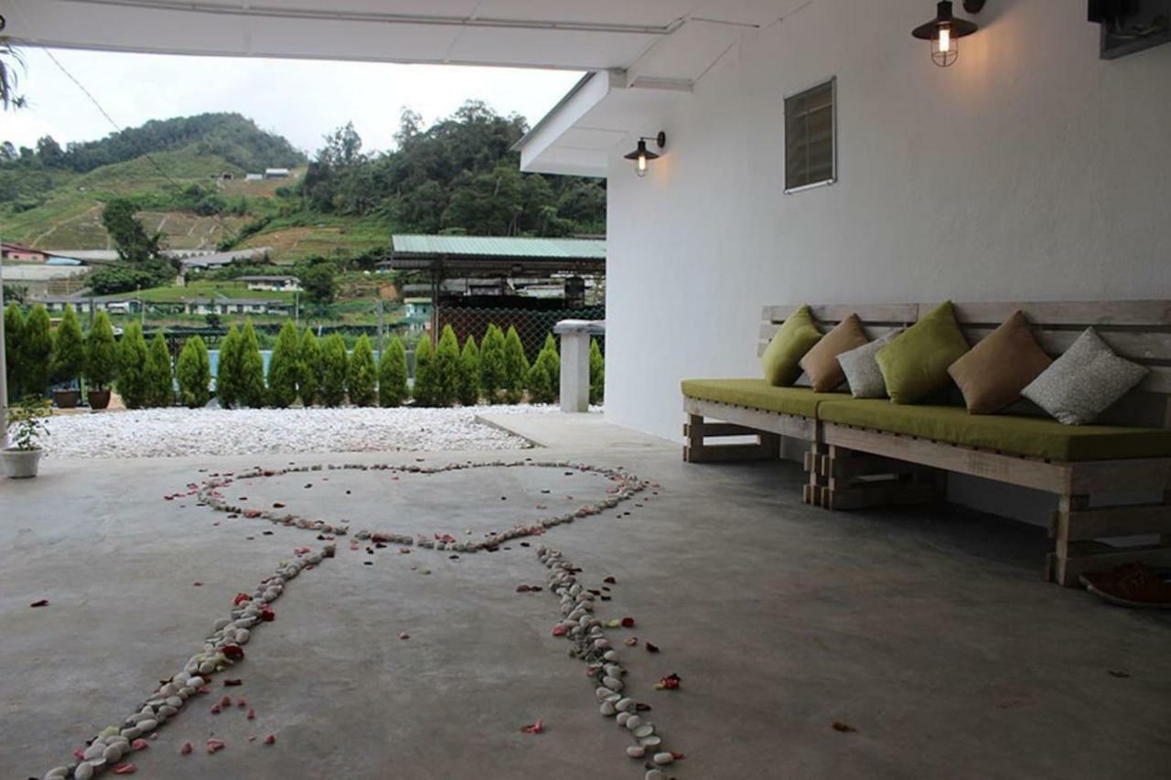 Tung's Factoria Cameron Highland Holiday home *